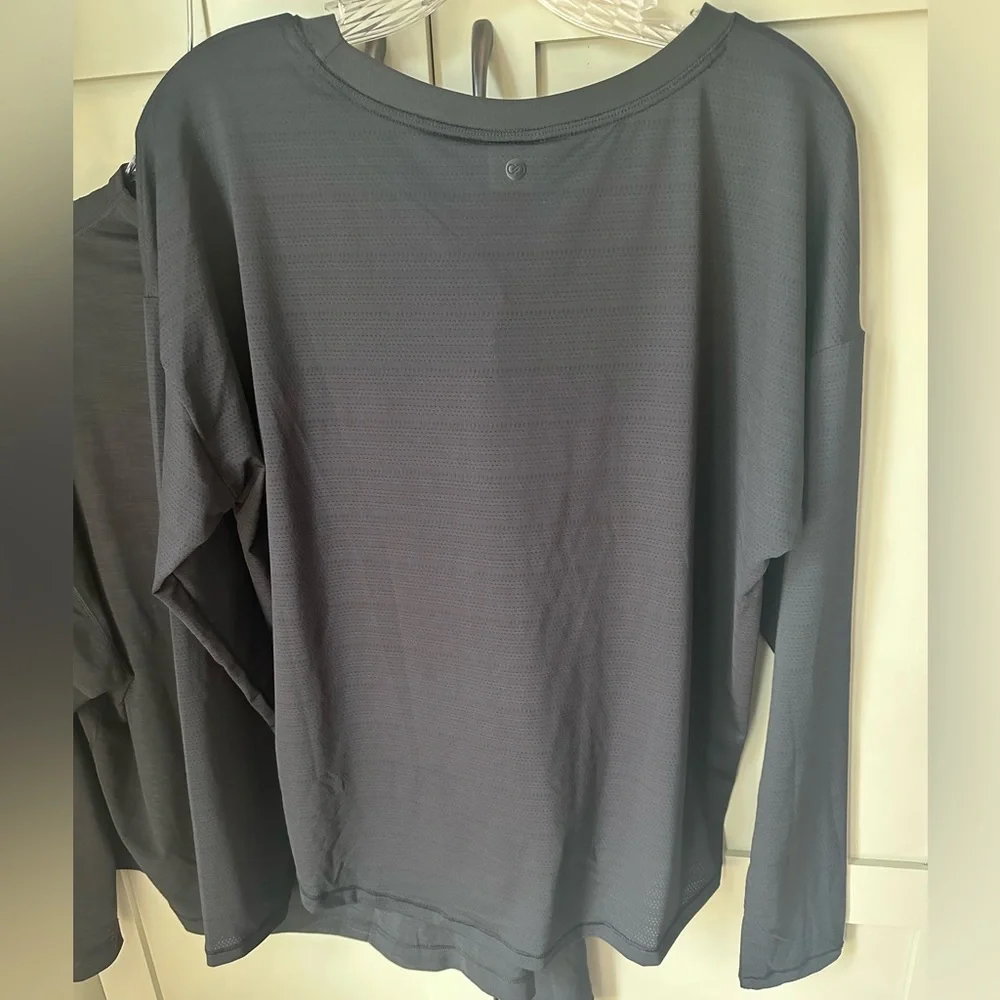NWT CALIA by Carrie Underwood Pointelle Black LS Workout Tee Sz L - Picture 8 of 8